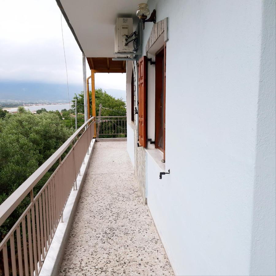 Odysseas Apartment Stavros  Bagian luar foto